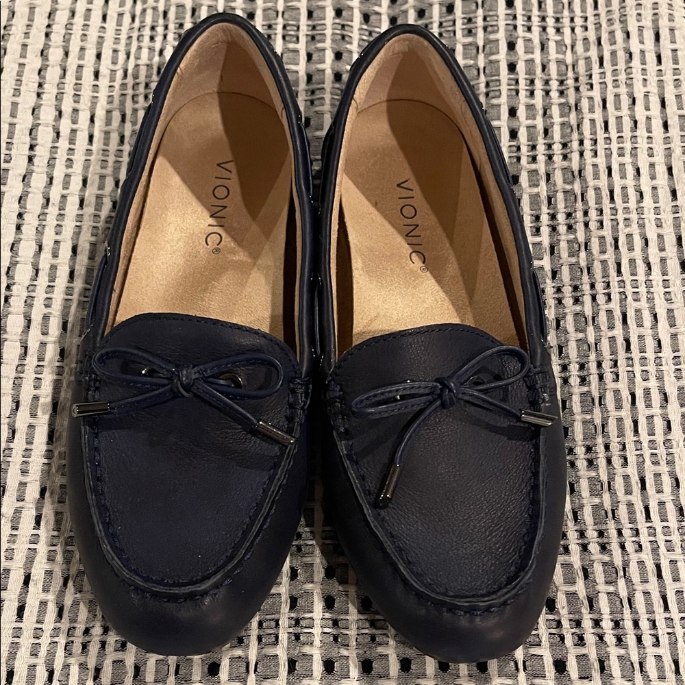 Vionic Women's Dark Blue Loafers sz 7